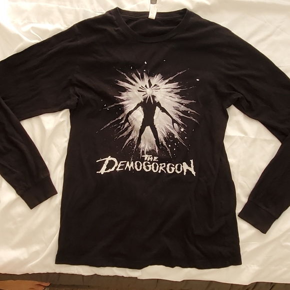 Pre-Owned Unisex Demogorgon Medium black lokg sleeve shirt - Picture 2 of 6